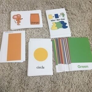 Color and shape flash cards